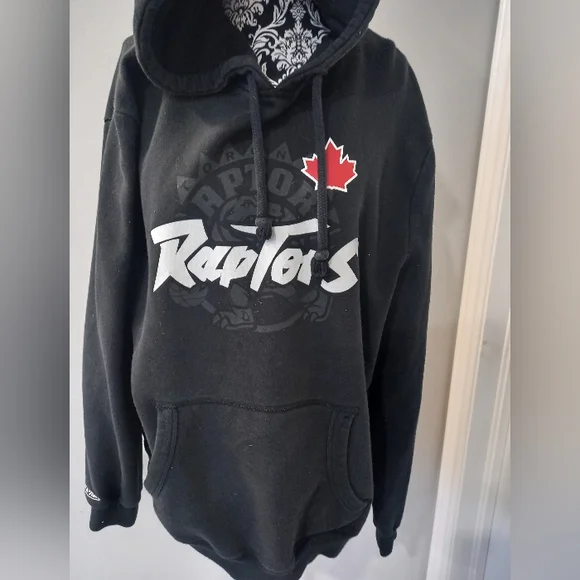 Mitchell and hot sale ness raptors hoodie